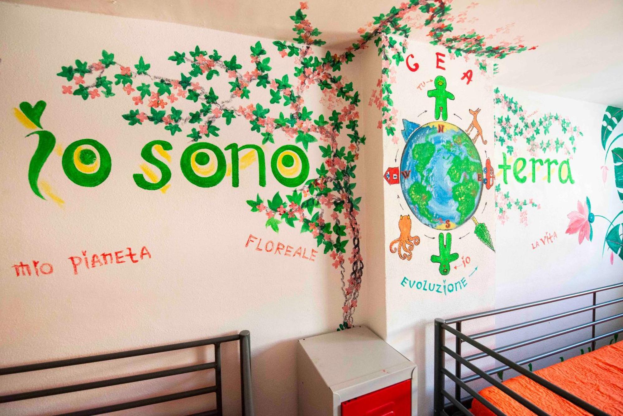 Eco Hostel Floreale Ercolano Bagian luar foto